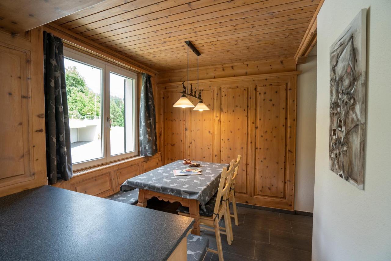 Aaa Chalet Allegra Rojo With Mountain View Scuol Eksteriør billede